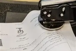 سردفترانی که برگ سبز خودرو را سند رسمی ندانند تعقیب کیفری می‌شوند!