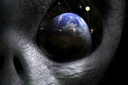 مدیر ناسا: احتمال وجود حیات بیگانه زیاد است