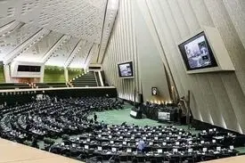 طرح نمایندگان مجلس: تعیین ۵ سال زندان برای فیلم برداری از اعدام یا قطع عضو