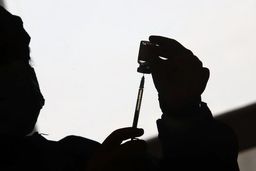 بوریس جانسون از گروه ۷ خواست جهان را تا پایان ۲۰۲۲ واکسینه کنند