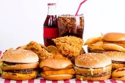 این خوراکی‌ها شما را افسردگی می‌کنند