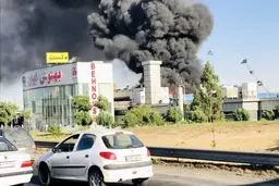 آتش‌سوزی در یک شرکت مواد غذایی در جاده مخصوص کرج
