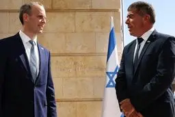 وزیر خارجه انگلیس در تل‌آویو: به توافق هسته‌ای قوی‌تر با ایران نیاز داریم