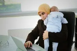 مرخصی زایمان به ۹ ماه افزایش یافت