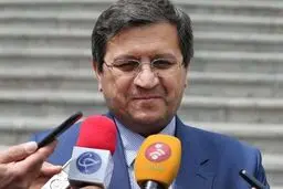 همتی: تا تصمیم رئیس‌جمهور، من رئیس بانک مرکزی هستم / در ایام انتخابات، اختیارات خود را به دکتر کمیجانی تفویض کردم