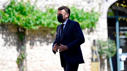 رئیس‌جمهوری فرانسه در جریان یک سفر داخلی سیلی خورد