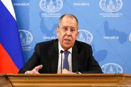 لاوروف: آمریکا مشغول سرقت اموال سوریه است