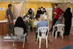 علت ازدحام در مراکز واکسیناسیون / بدون نوبت‌ مراجعه نکنید