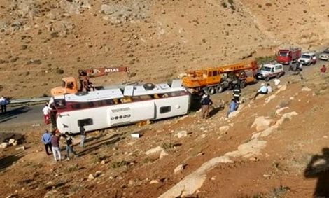 اعلام نتیجه کارشناسی علت حادثه اتوبوس خبرنگاران تا ۴۸ ساعت آینده