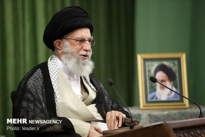 رهبر انقلاب نوبت اول واکسن ایرانی کرونا را دریافت کردند + /تکمیلی