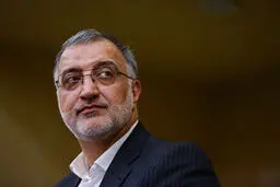زاکانی به نفع رئیسی کناره‌گیری کرد