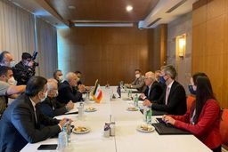 دیدار ظریف با بورل در آنتالیا