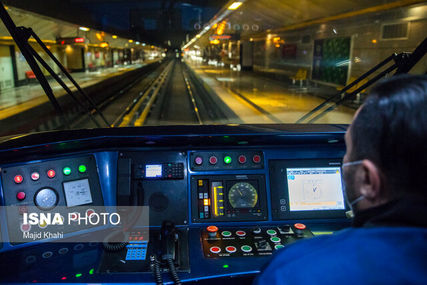 ساعت کار متروی تهران تا ۱۲ شب افزایش یافت/۱۲ ایستگاه دارای شعب اخذ رای هستند