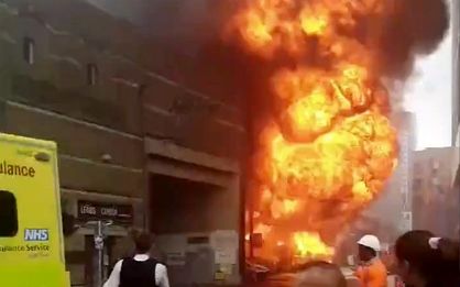 آتش سوزی مهیب در ایستگاه قطار انگلیس + /تکمیلی