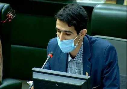 نماینده مجلس: دولت در حال تقسیم غنایم است