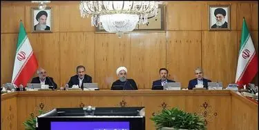 دولت سیزدهم در آغاز فعالیت خود با مشکلی در زمینه تامین کالاهای اساسی روبرو شود