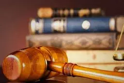 درخواست شاکی در دادگاه: دست متهم را قطع کنید