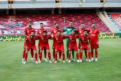 پرسپولیس &#8211; آلومینیوم با ۴۰ دقیقه تاخیر برگزار می‌شود