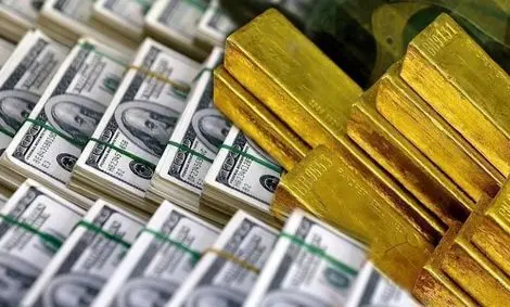 طلا ارزان تر می شود!/ نرخ دلار چشم انتظار آزادسازی منابع بلوکه شده