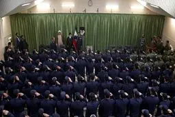 توضیح آیت‌الله علم‌الهدی درباره عکس منتشر شده از جلسه با افسران نیروی هوایی