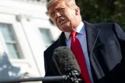 ترامپ: پنس شجاعت نداشت/ مک کانل یک احمق و پخمه است