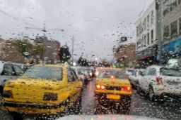 ترافیک سنگین و بارش باران در محور چالوس