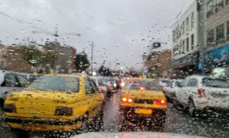 ترافیک سنگین و بارش باران در محور چالوس