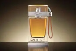 عطری با بوی بنزین به بازار آمد