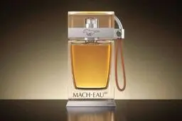 عطری با بوی بنزین به بازار آمد