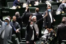 پس‌لرزه‌های طرح «صیانت»؛ بحث مهاجرت داغ شد