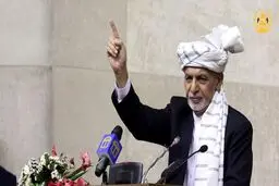 غنی: اگر طالبان صلح نکند، در جنگ زانوهایش را می‌شکنیم
