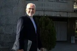 ظریف: دولت روحانی تمام شد اما برجام را به راحتی از دست ندهید