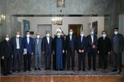 جزییات درآمد دولت از معاملات خودرو، مسکن، سهام و دود‌کردن سیگار