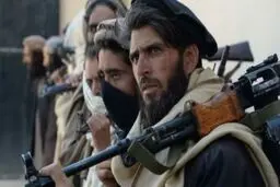 طالبان یک کودک را ۱۰۰ ضربه شلاق زد!