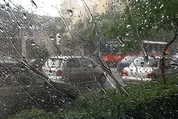 احتمال رگبار باران در اکثر نقاط کشور طی ۲ روز آتی