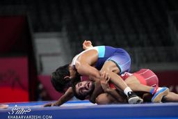 شوک به کشتی ایران/ قیاسی مقابل کشتی‌گیر هندی ضربه فنی شد