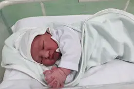 پدر و مادرها بیشتر در چه سنی بچه‌دار شده‌اند؟