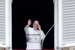 ارسال پاکت حاوی سه گلوله برای پاپ فرانسیس!