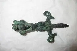 کشف مجسمه ۲ هزار ساله در محموله‌ پستی