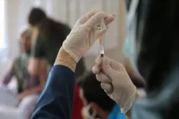 وضعیت واکسیناسیون در زندان‌های ایران