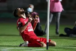 سکوت عجیب ستاره سرخپوشان/ نوراللهی با شباب الاهلی امارات قرارداد بسته است؟