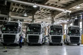 کارت سوخت خودروهای سنگین هر دوهفته شارژ می شود