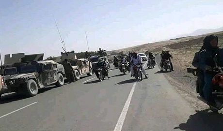 طالبان به مرزهای ایران نزدیک شد / سقوط یک مرکز استان دیگر