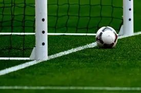 فیفا از قوانین جدیدش رونمایی کرد/ فوتبال به شکل والیبال و فوتسال!