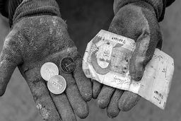 مسیر صعودی خط فقر؛ آسیب تورم به ندارها