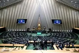 بررسی صلاحیت وزیر پیشنهادی کار/ نظر موافقان و مخالفان
