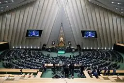 بررسی صلاحیت وزیر پیشنهادی کار/ نظر موافقان و مخالفان