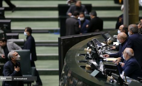 وزرای پیشنهادی دادگستری، دفاع و راه، نطق موافق و مخالف نداشتند