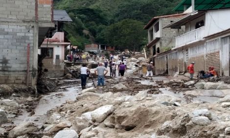 سیل در ونزوئلا ۲۰ کشته برجای گذاشت