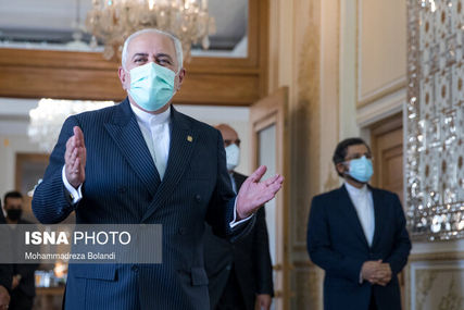 عذرخواهی ظریف از کادر سلامت